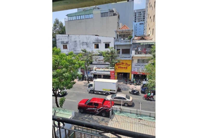 BÁN NHÀ MẶT TIỀN HỒNG HÀ TÂN BÌNH. LH:0383884135.............